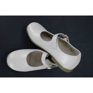 FOOTMATE’S Beige Leather “Laura” Maryjane, Custom Fit System-Size 13.5